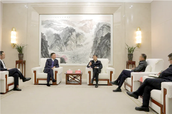 四川天府新区成都党工委书记刘任远会见海天集团董事长费功全